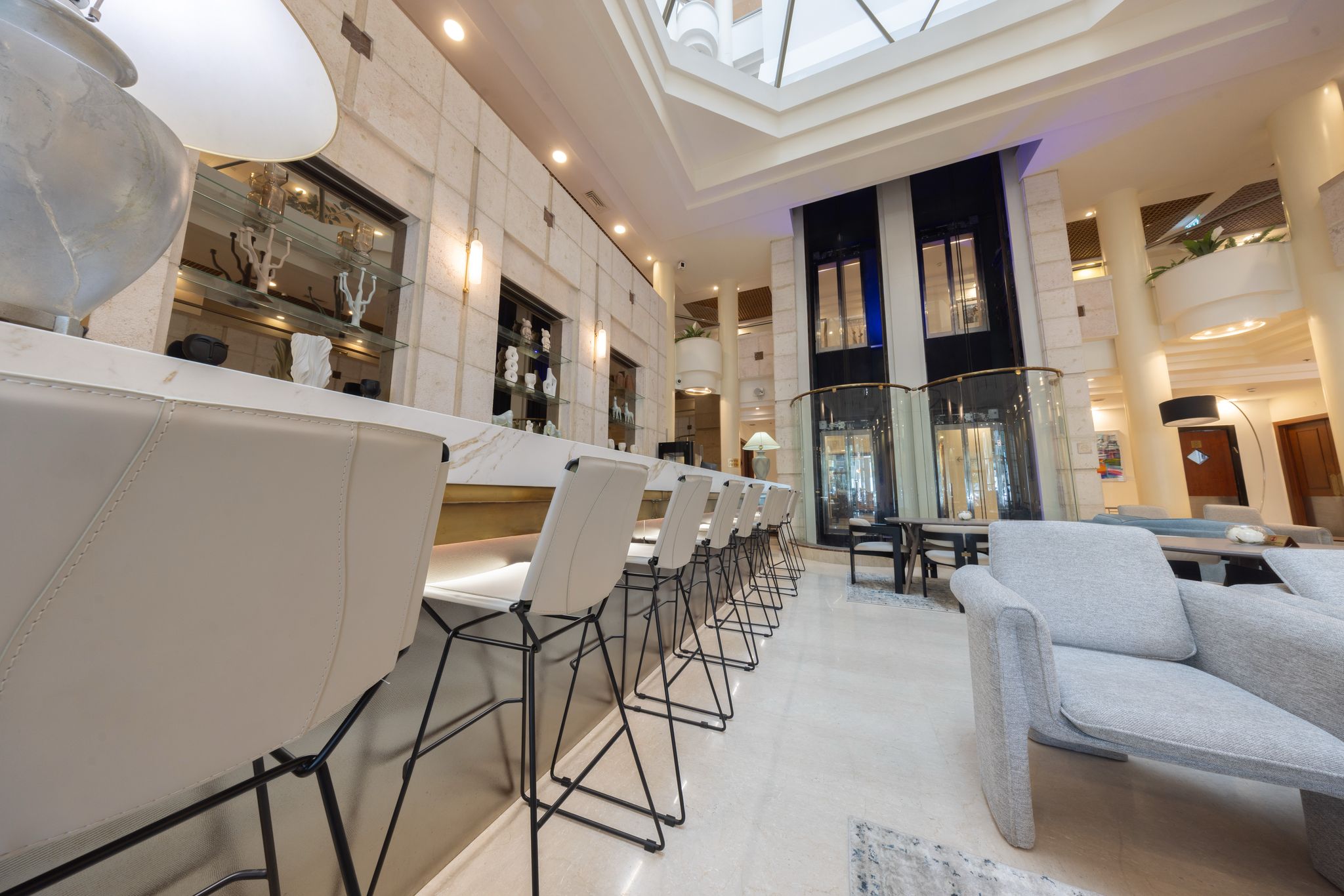 Lobby Bar